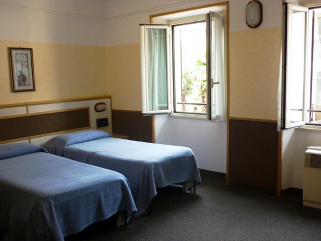 Eden Hotel 3*